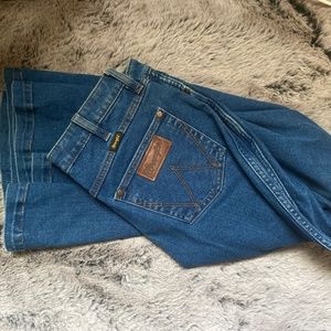NWOT Wrangler bell bottoms